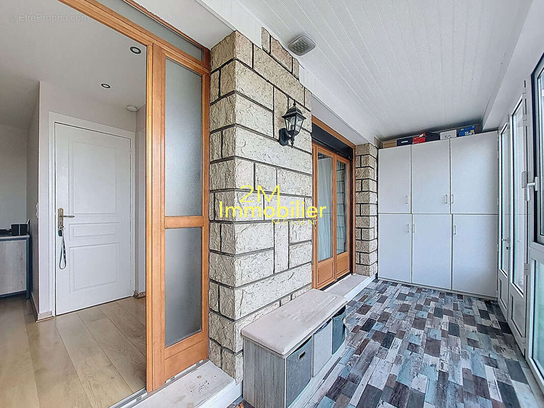 Maison à VAUX-LE-PENIL