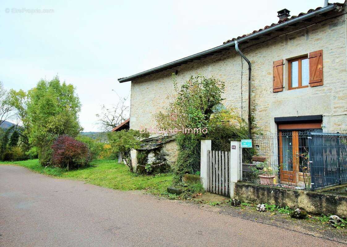 Maison à SAINT-AMOUR