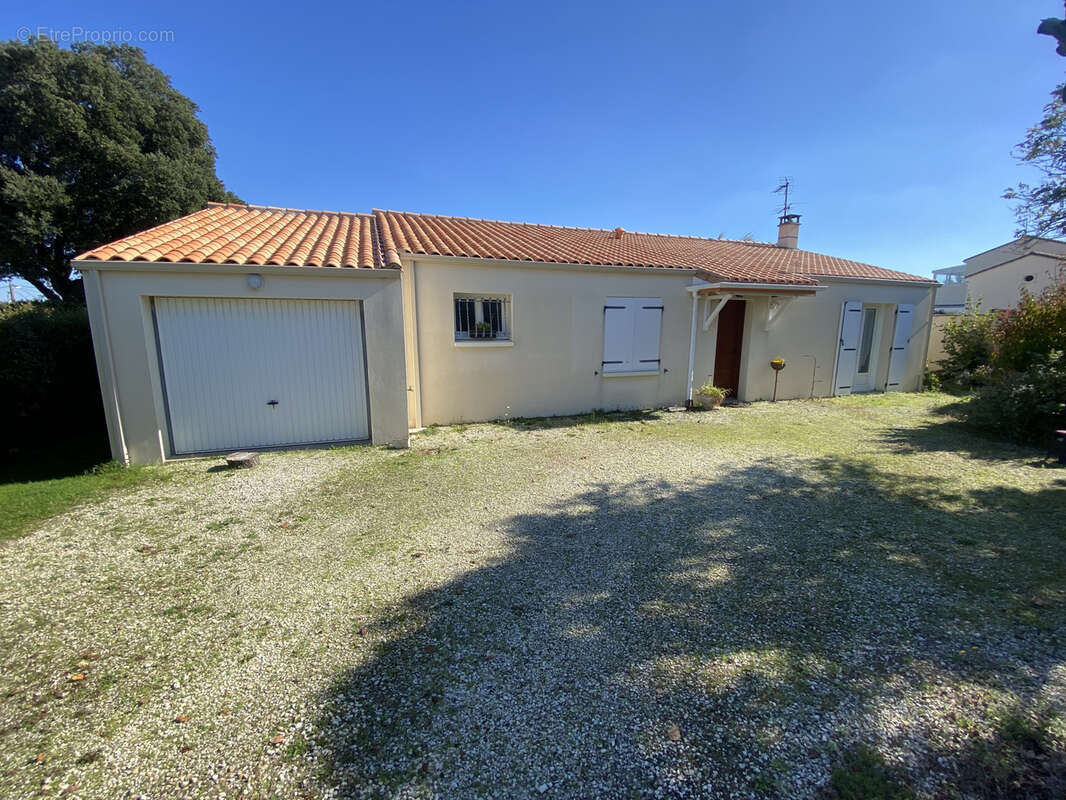 Maison à SAINT-PALAIS-SUR-MER
