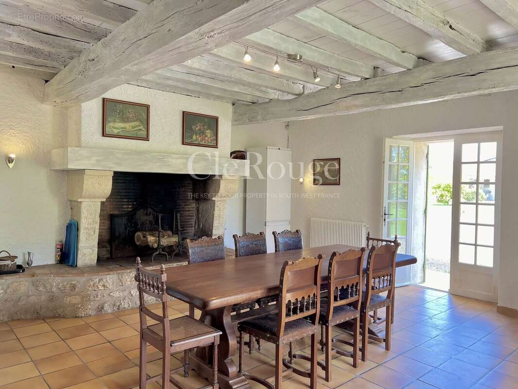 Maison à EYMET