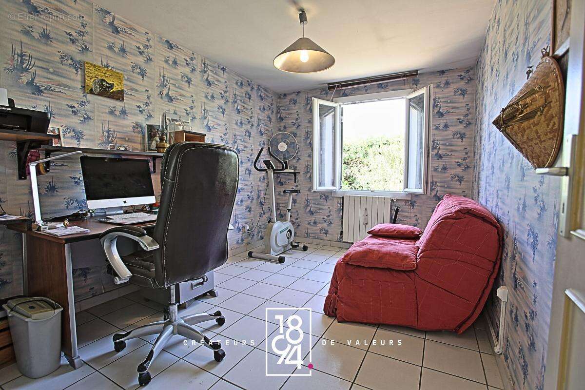 Nimes - Maison plain-pied 90 m2 avec garage - photo 7