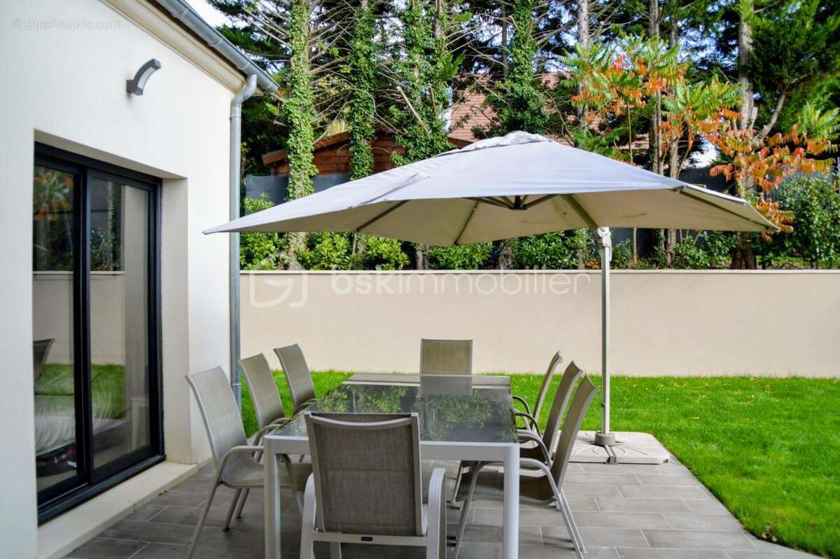 Maison à SAINTRY-SUR-SEINE