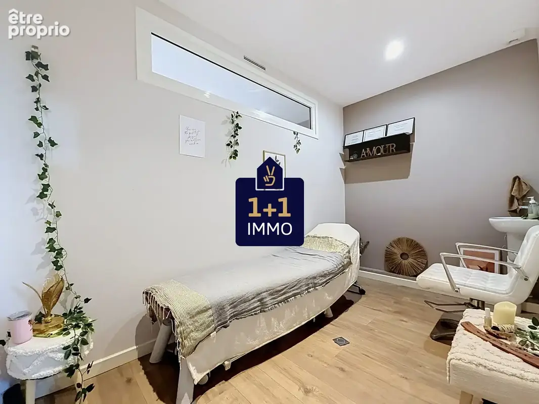 Commerce 64 m² à Frejus  - photo 3