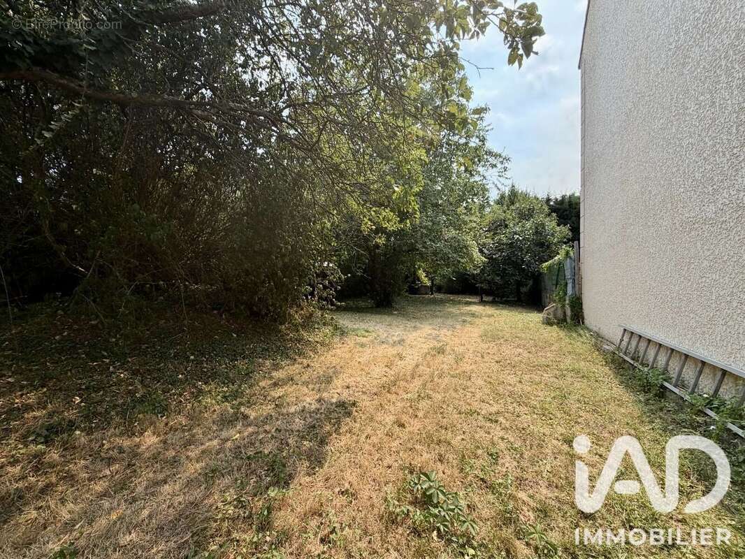 Terrain 375 m² à Tigery  - photo 4