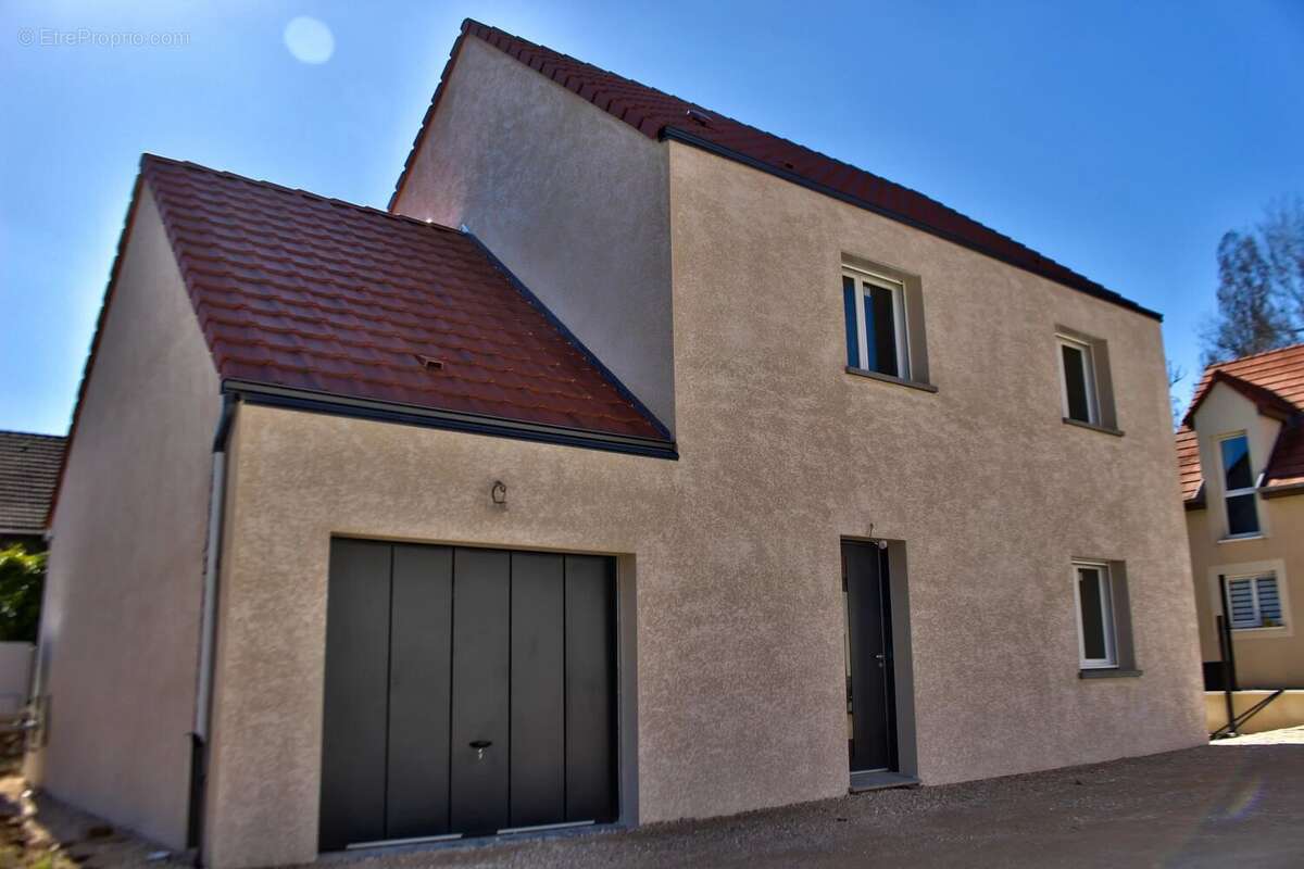 Maison à MARSANNAY-LE-BOIS