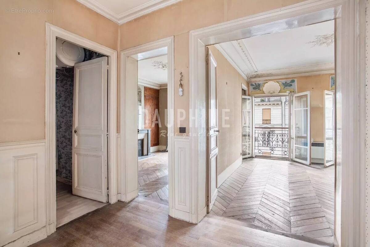 Appartement à PARIS-5E