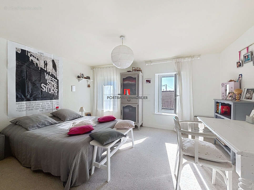 Maison à SAINT-AUBIN-DE-BLAYE