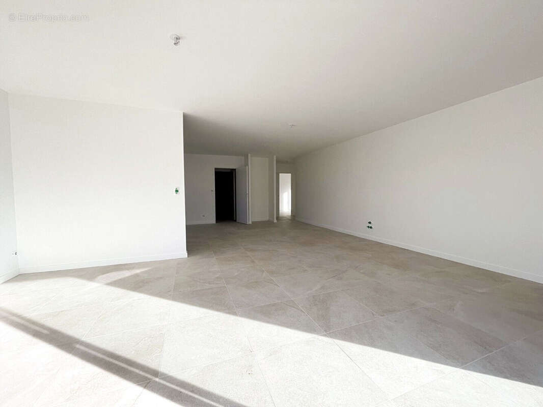 Maison à MESCHERS-SUR-GIRONDE