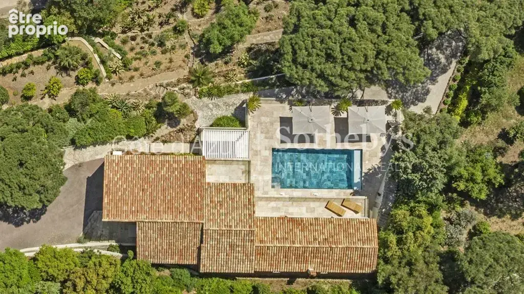 Sainte Maxime, villa contemporaine avec vue mer proche de la plage de La Nartelle - photo 17