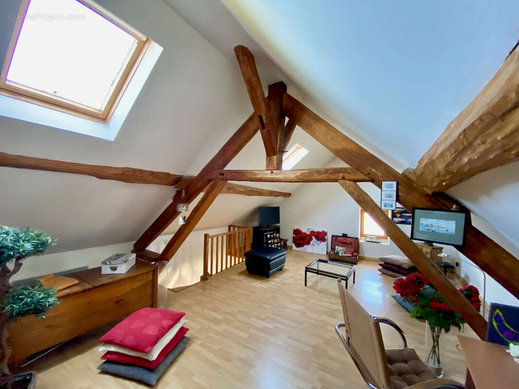 Appartement à THOIRY