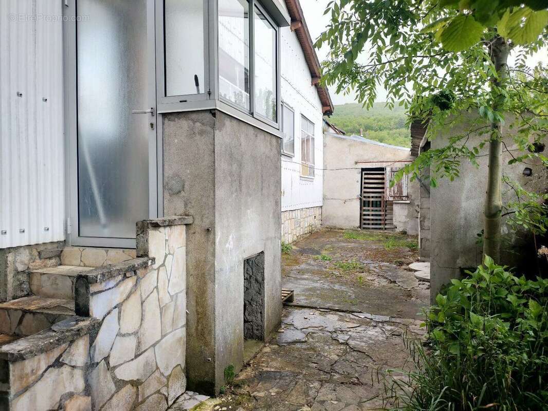 Maison plain-pied avec jardin - photo 12