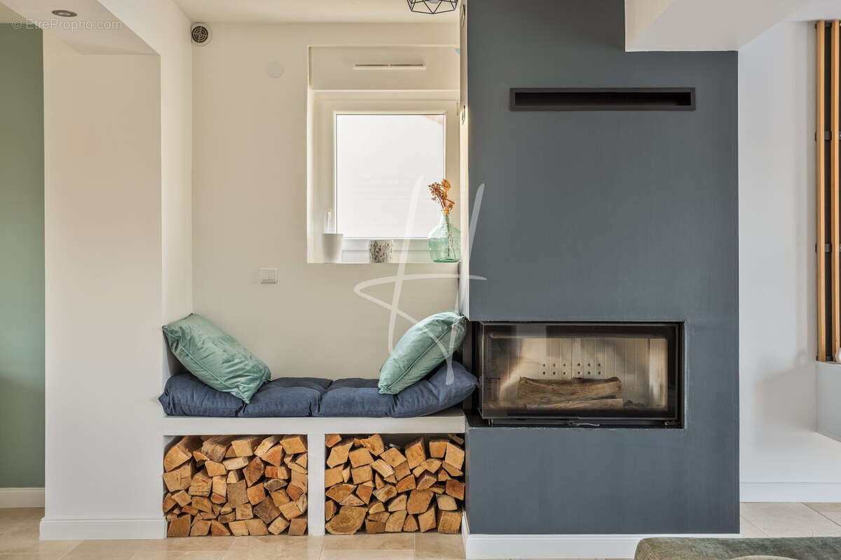 Maison à CHARLY-ORADOUR