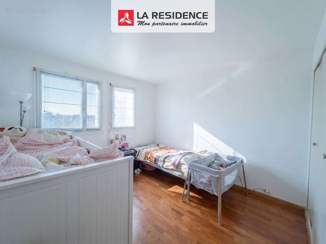 Appartement à VERNEUIL-SUR-SEINE