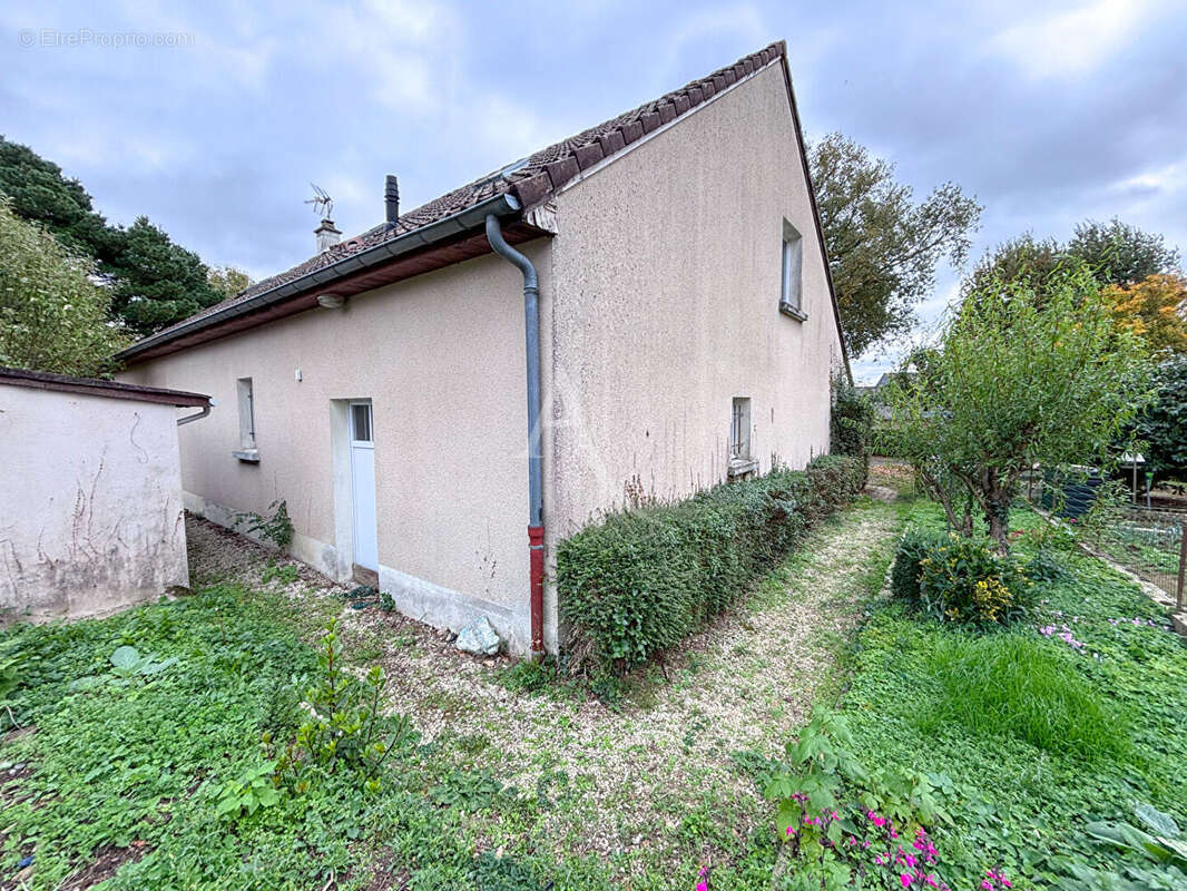 Maison à CHATEAU-GONTIER