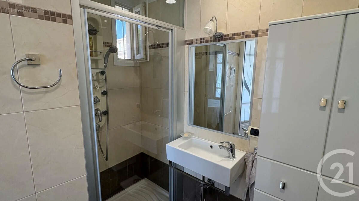 Appartement à MENTON