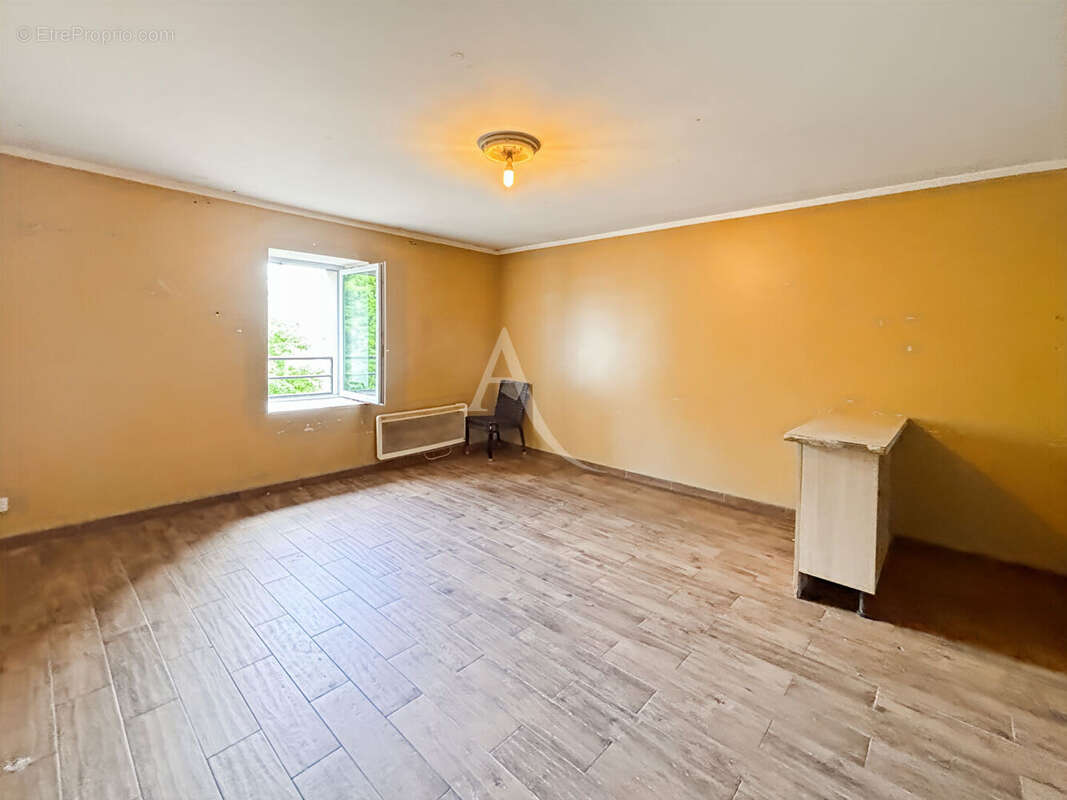 Appartement à ETRECHY