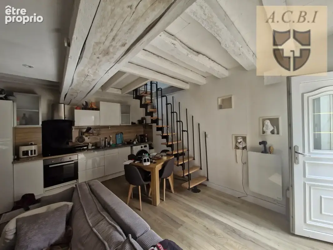 Maison située secteur Saint Ouen proches commerces et écoles. - photo 2