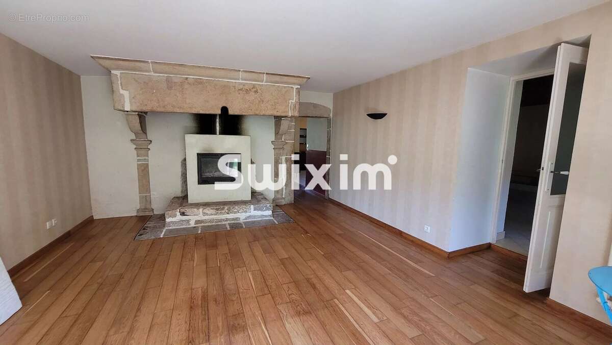Propriété de caractère en pierre - photo 11