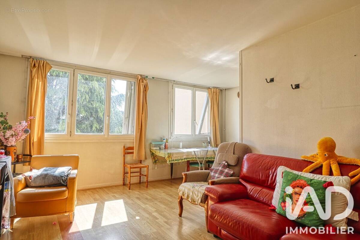 Photo 1 - Appartement à PIERREFITTE-SUR-SEINE