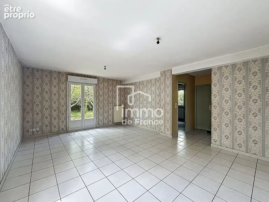 Maison Oyonnax 4 pièce(s) 100 m2 - photo 4