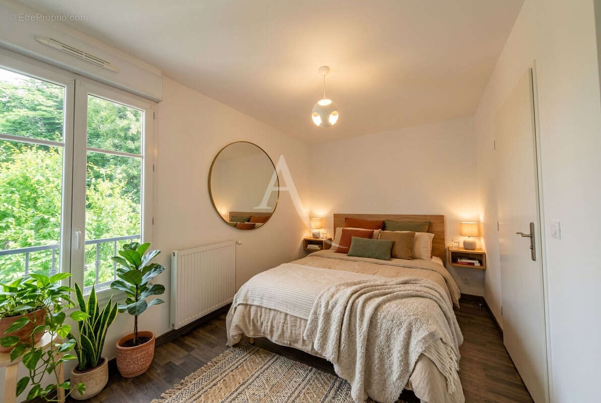 Appartement à OZOIR-LA-FERRIERE