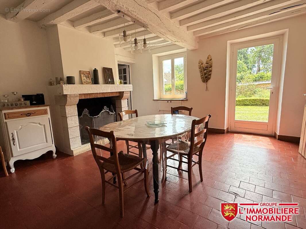 Maison à HOULBEC-COCHEREL