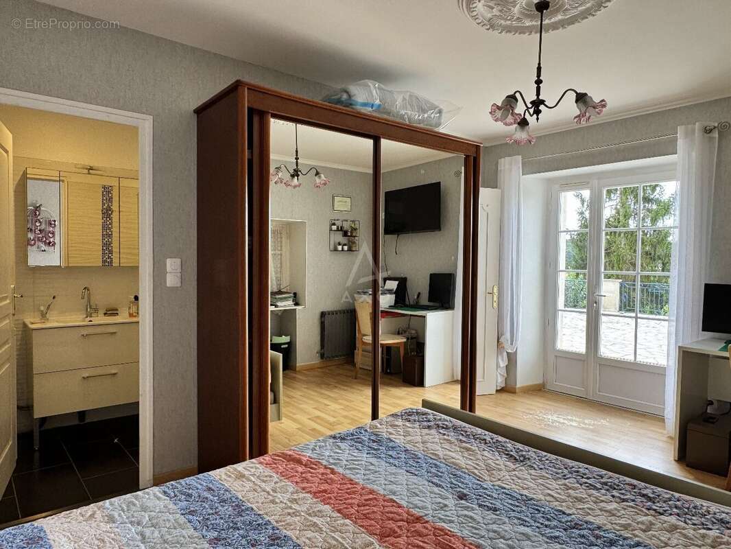 Maison à MOUTHIERS-SUR-BOEME