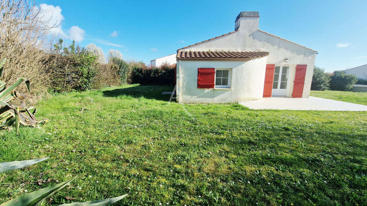 Maison à TALMONT-SAINT-HILAIRE