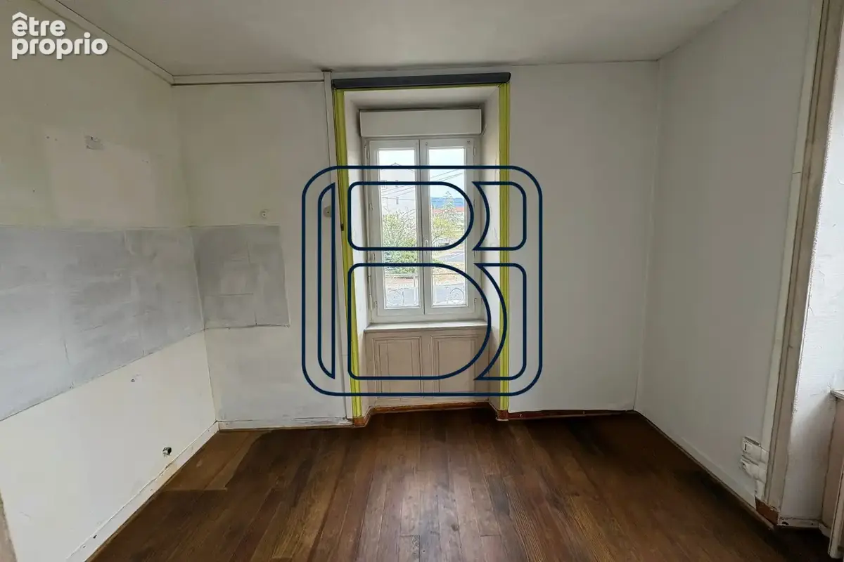 Maison 8 pièces 90 m² à vendre à Ambert (63600) - photo 4