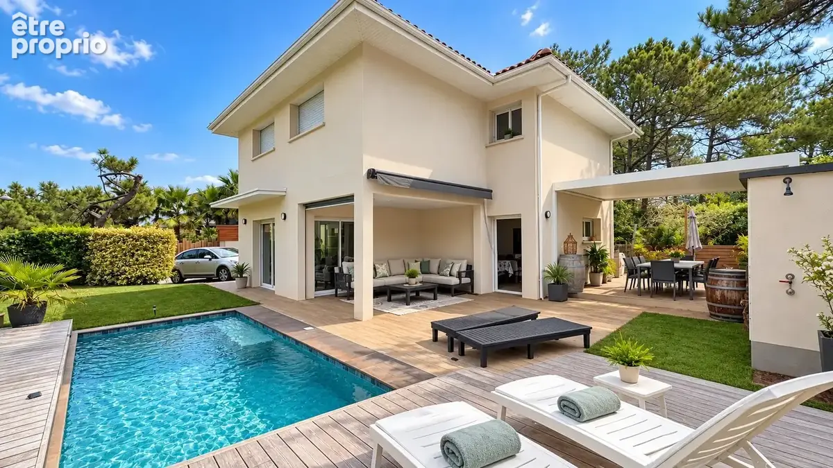 CAPBRETON  Maison 7 pièces de 150 m²  Plage et centre-ville à pied - photo 24