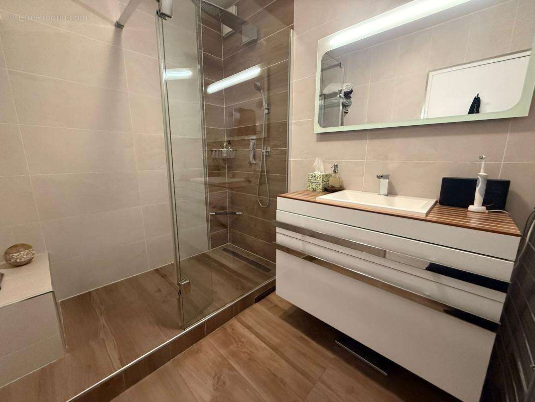 Appartement à NOGENT-SUR-MARNE