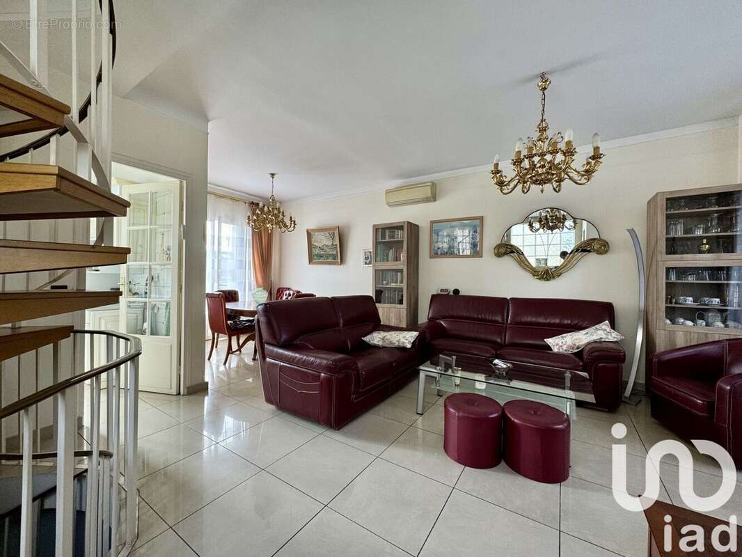 Photo 8 - Maison à LES PAVILLONS-SOUS-BOIS