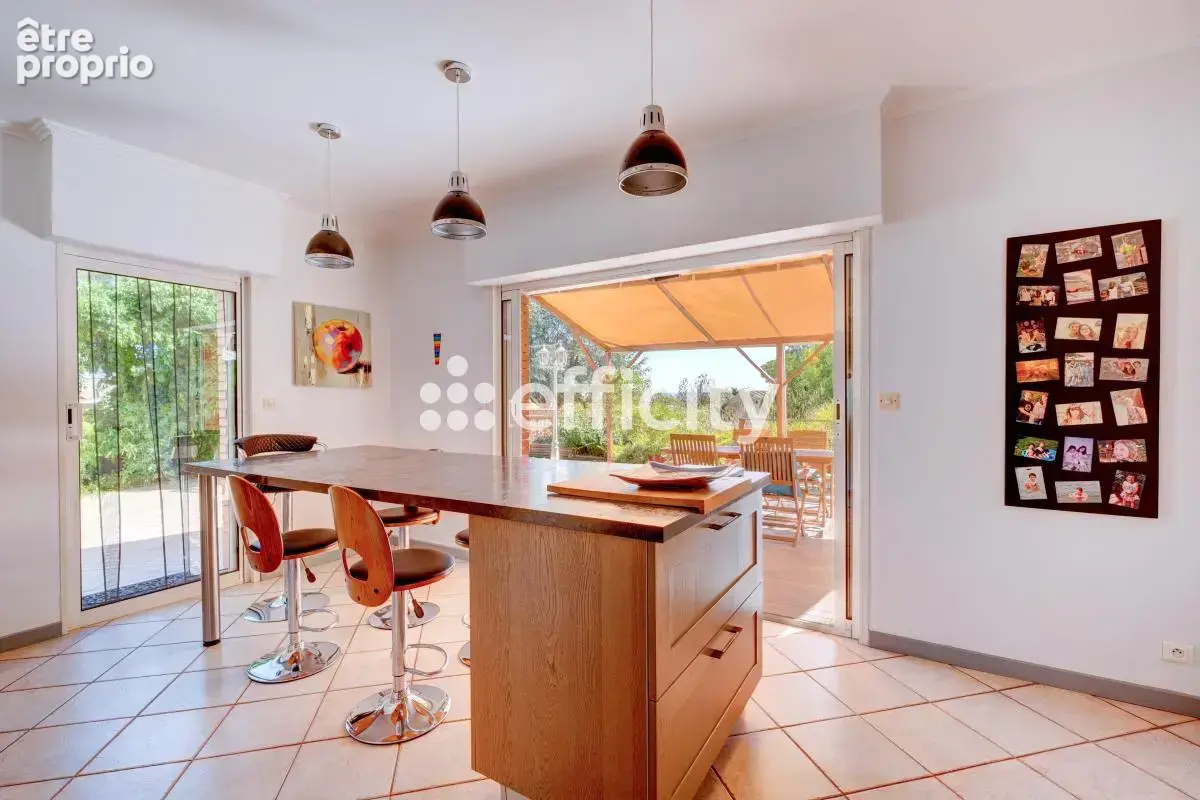 Maison 7 pièces 158 m² à vendre à Condrieu (69420) - photo 11