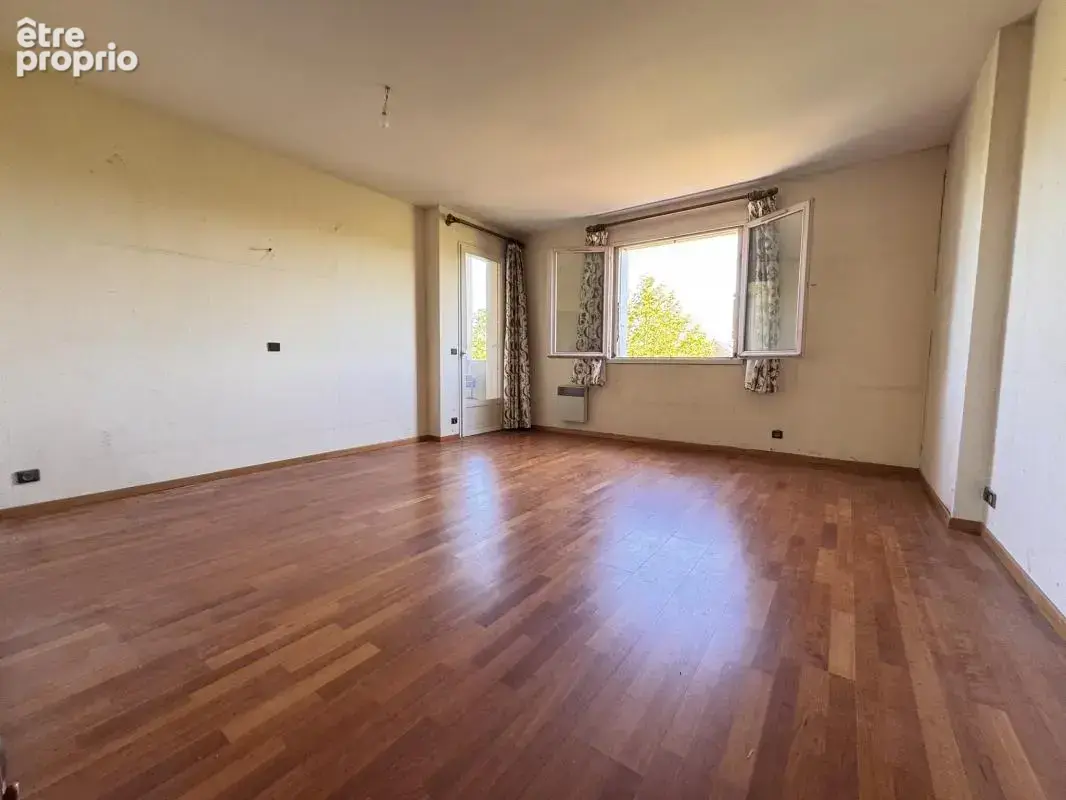 Appartement en copropriete - t4 - photo 6