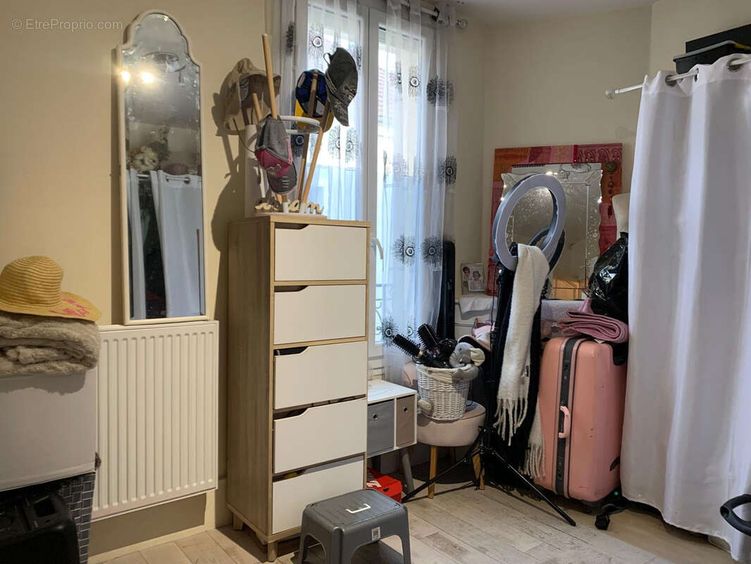 Maison à LES MUREAUX