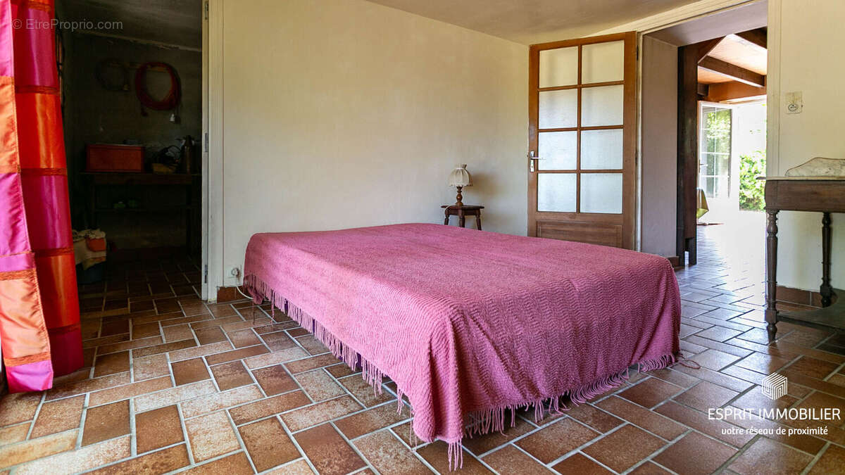 Riec Sur Belon : maison en pierre, 4 chambres, proche bourg, vie de plain pied - photo 8