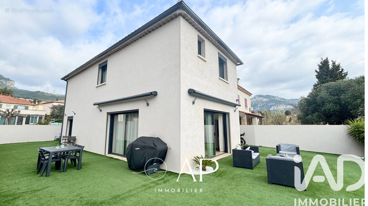 Photo 1 - Maison à TOULON