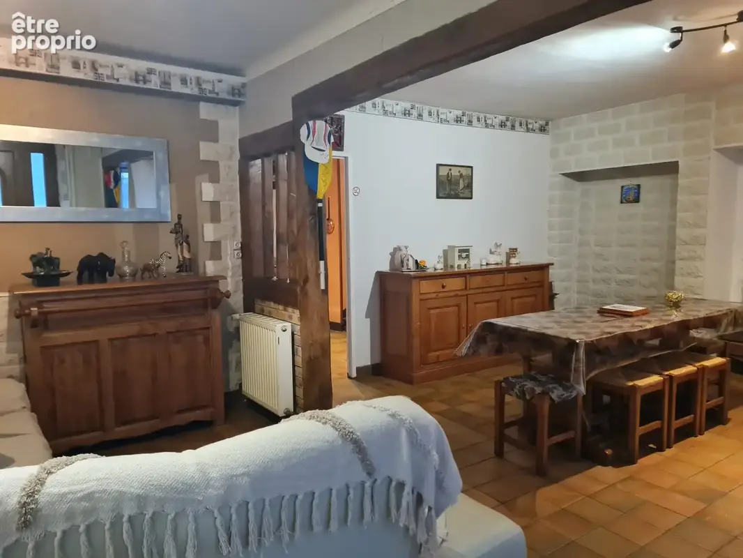 Maison 8 pièces 185 m² à vendre à Conde-Sur-Noireau (14110) - photo 4