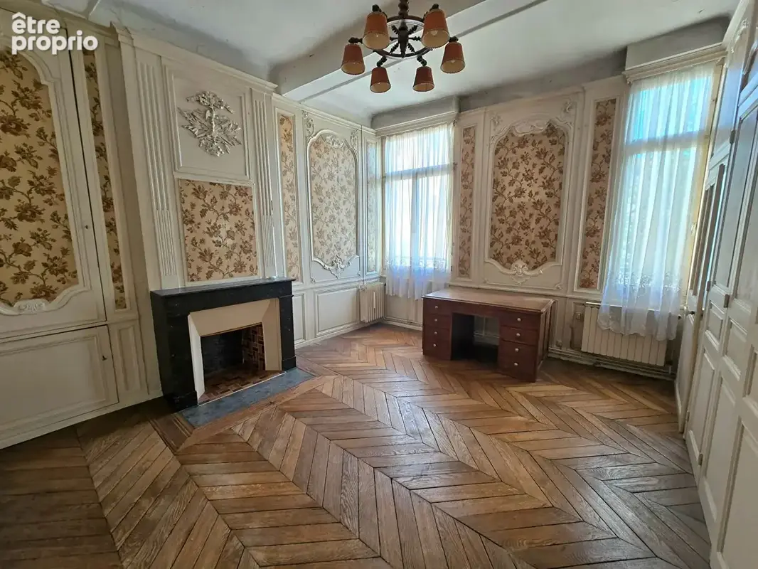 Maison de ville à rénover avec grand garage ? Bar-le-Duc, place Reggio. 176m2 - photo 4