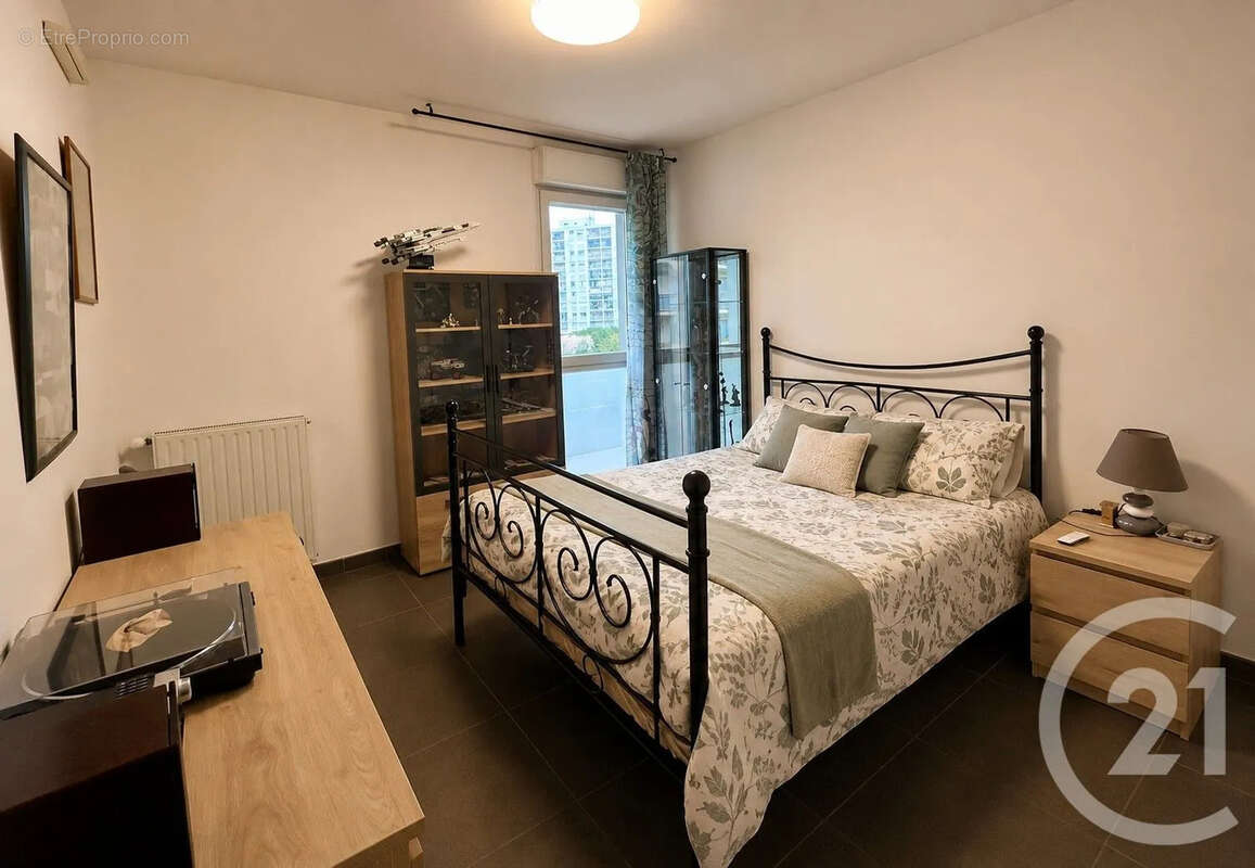 Appartement 43 m² à Le Cannet  - photo 4