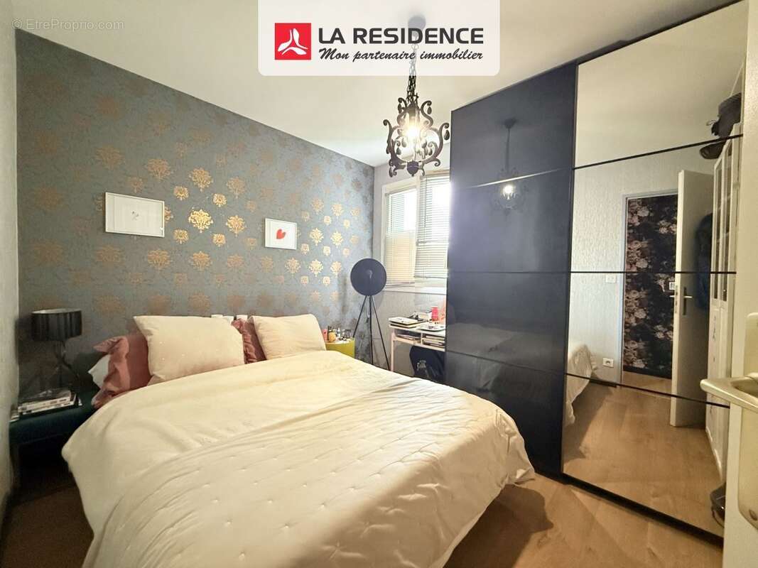 Appartement à VELIZY-VILLACOUBLAY