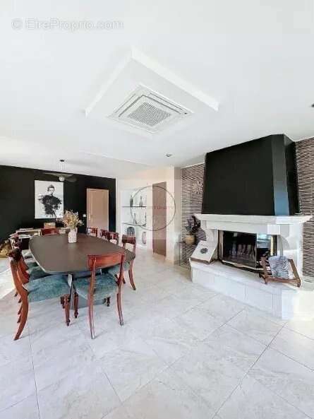 Maison 400 m² à Samoreau  - photo 12
