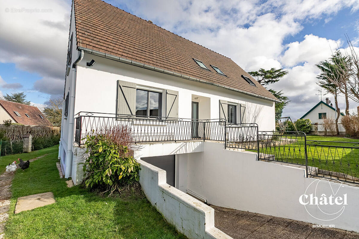 Maison à SENLIS