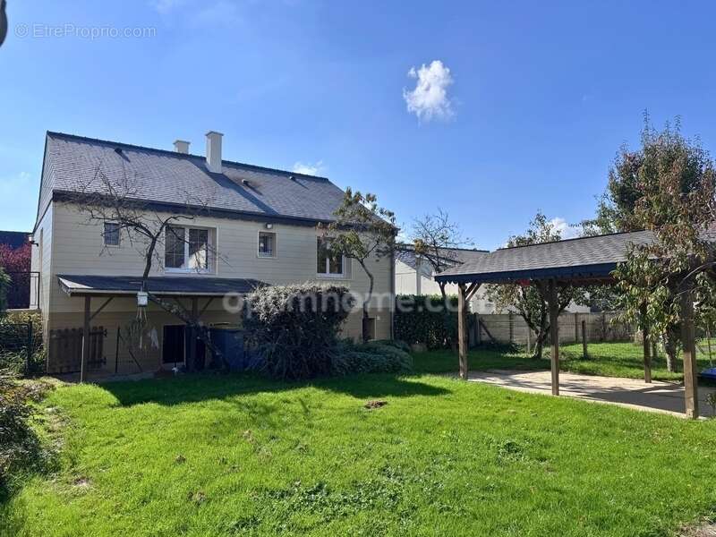 Maison à THORIGNE-FOUILLARD