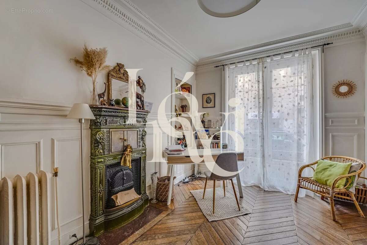 Commerce à PARIS-5E