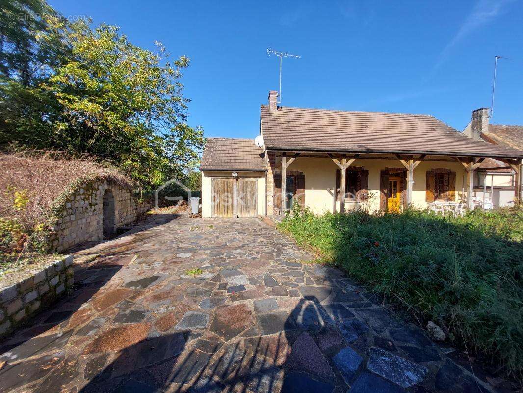 Maison à SAINT-VALERIEN