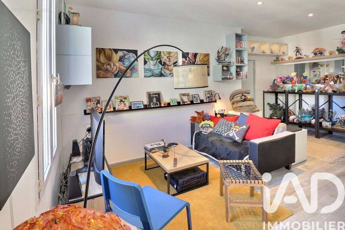 Photo 1 - Appartement à MARSEILLE-5E