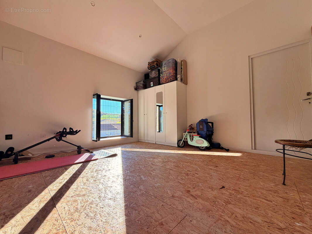 Maison à BOURGOIN-JALLIEU