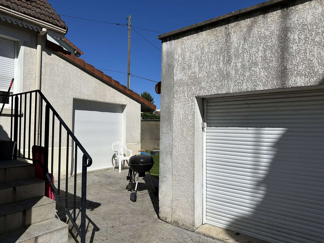 Maison à VAIRES-SUR-MARNE