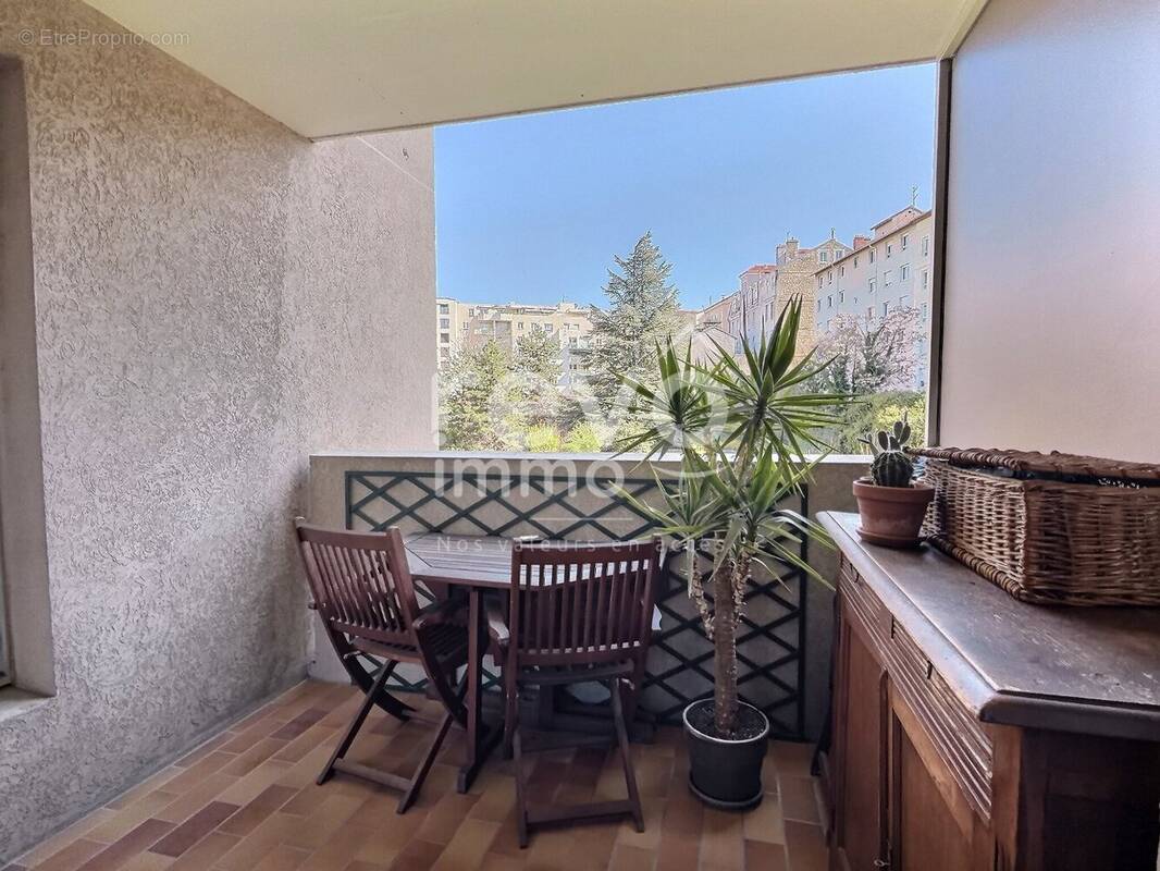 Appartement à LYON-7E